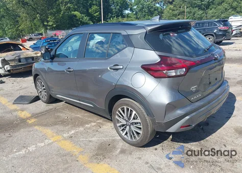 2024 Nissan Kicks Sr Xtronic Cvt z USA, uszkodzony, nr VIN 3N1CP5DV8RL540856